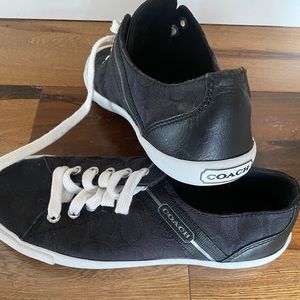 Like new black coach snickers